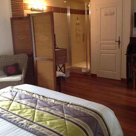 Au Relais De Chaussy Bed & Breakfast Стая снимка