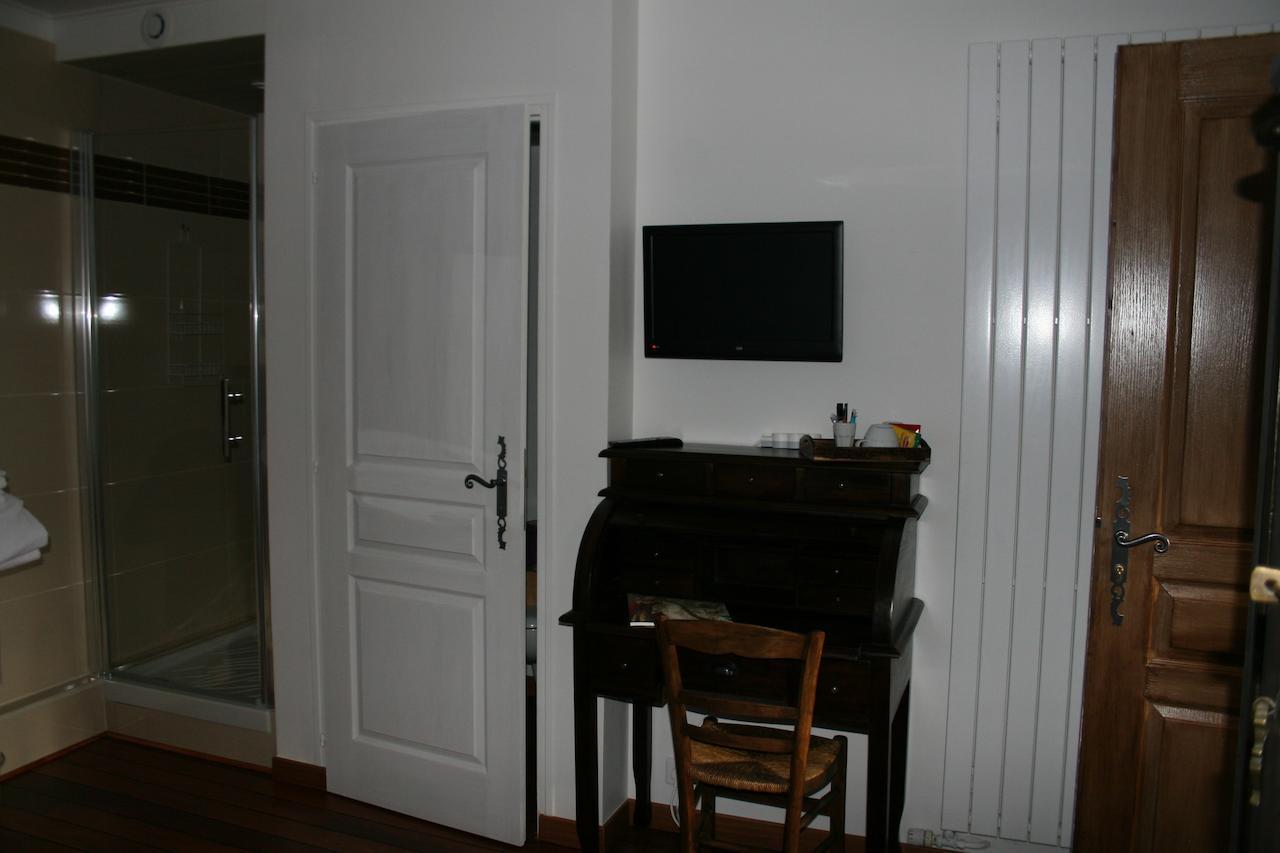 Au Relais De Chaussy Bed & Breakfast Стая снимка